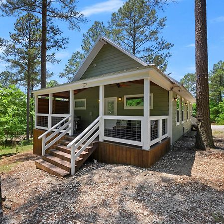 Convenient Romantic Hot Tub Bbq 3-Night Special! Broken Bow Esterno foto